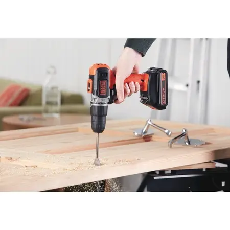 Atornillador Inalambrico Bcd702c1-ar 20v Max Litio