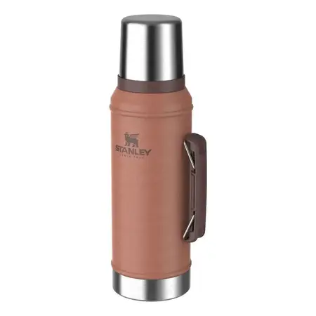 Termo Clasico Stanley 950 Ml Con Manija Y Tapon Cebador Color Clay