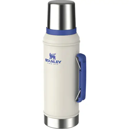 Termo Stanley Clasico 950ml C/ Tapón Cebador - Nueva Edicion Cream Royal
