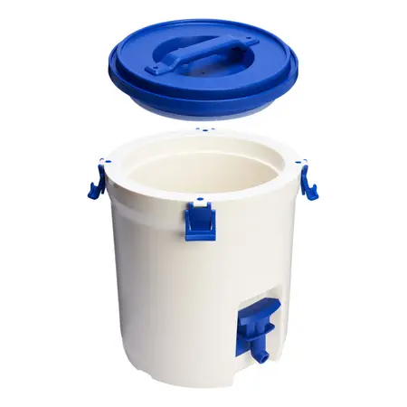 Water Jug Stanley Adventure Fast Flow 7.5 Lts Cream Royal